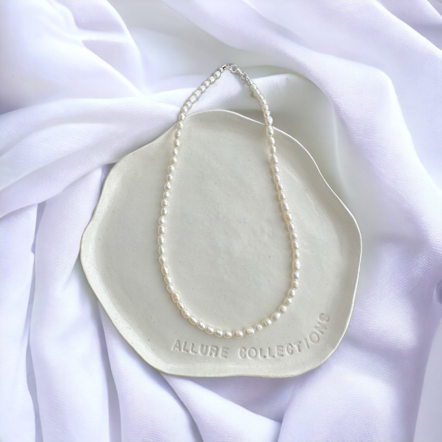 Dainty Pearl Necklace