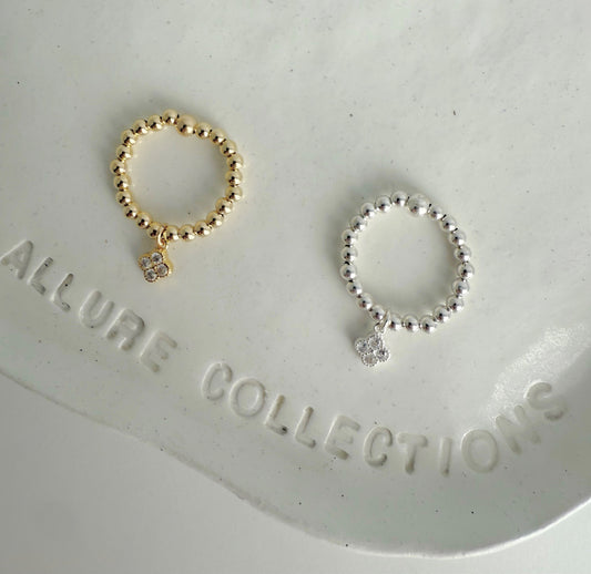 Clover Ring